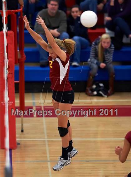 Thumbnail 3 in Menlo-Atherton vs. Palo Alto (CIF CCS D1 Final) photogallery.