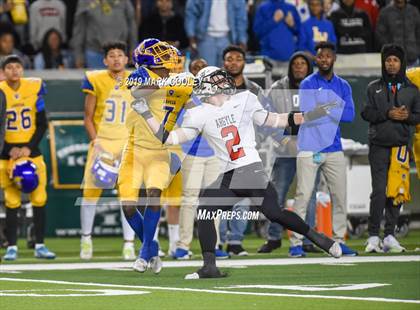 Thumbnail 1 in Argyle vs. La Vega (UIL 4A Regional Final) photogallery.