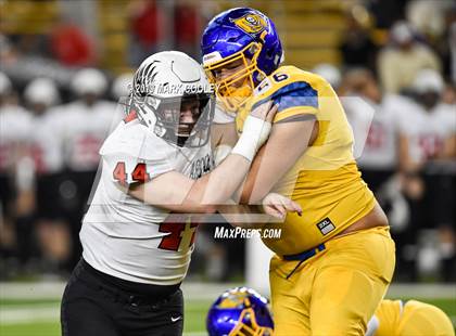 Thumbnail 3 in Argyle vs. La Vega (UIL 4A Regional Final) photogallery.