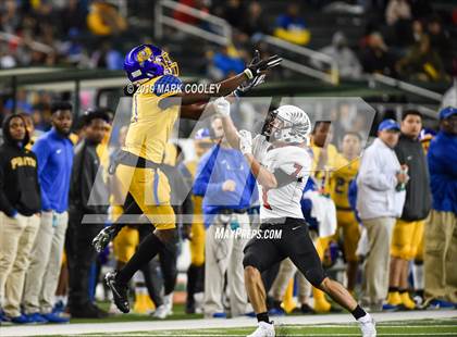 Thumbnail 3 in Argyle vs. La Vega (UIL 4A Regional Final) photogallery.