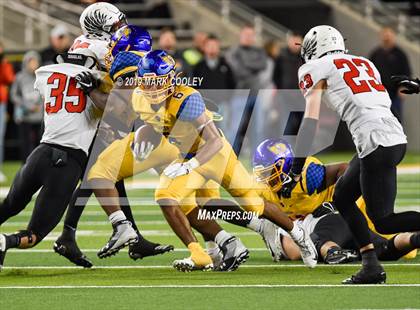 Thumbnail 2 in Argyle vs. La Vega (UIL 4A Regional Final) photogallery.