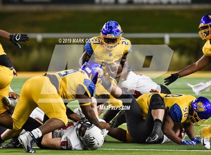 Thumbnail 2 in Argyle vs. La Vega (UIL 4A Regional Final) photogallery.