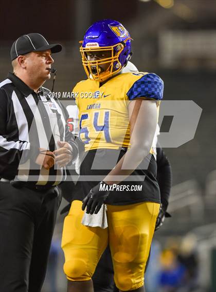 Thumbnail 2 in Argyle vs. La Vega (UIL 4A Regional Final) photogallery.