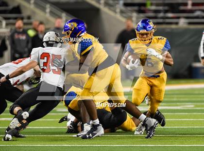 Thumbnail 1 in Argyle vs. La Vega (UIL 4A Regional Final) photogallery.