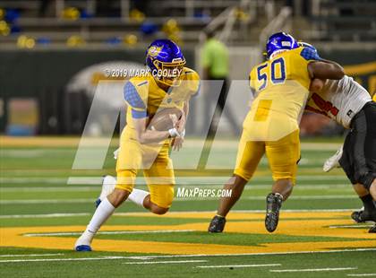 Thumbnail 3 in Argyle vs. La Vega (UIL 4A Regional Final) photogallery.