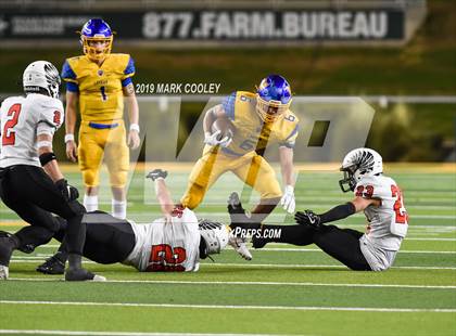 Thumbnail 3 in Argyle vs. La Vega (UIL 4A Regional Final) photogallery.