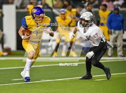Thumbnail 1 in Argyle vs. La Vega (UIL 4A Regional Final) photogallery.