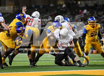 Thumbnail 2 in Argyle vs. La Vega (UIL 4A Regional Final) photogallery.