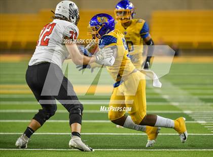 Thumbnail 2 in Argyle vs. La Vega (UIL 4A Regional Final) photogallery.