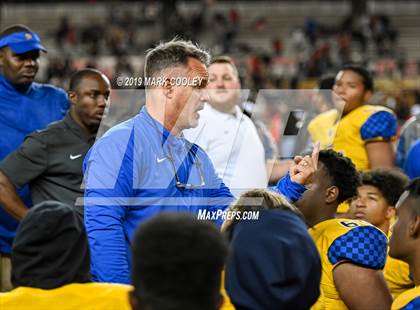 Thumbnail 2 in Argyle vs. La Vega (UIL 4A Regional Final) photogallery.