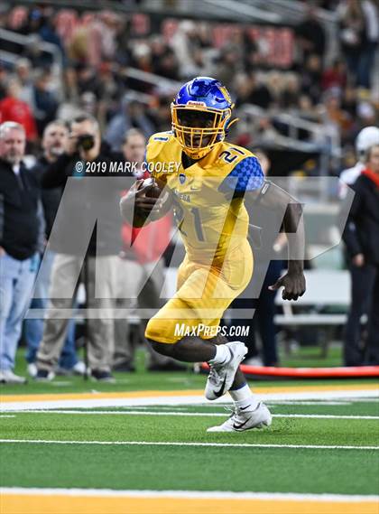 Thumbnail 1 in Argyle vs. La Vega (UIL 4A Regional Final) photogallery.