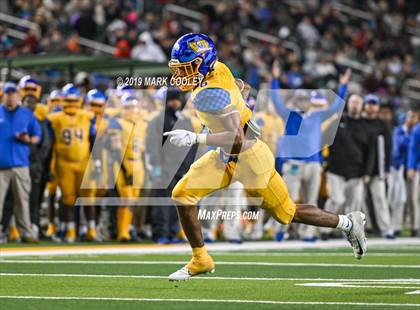 Thumbnail 2 in Argyle vs. La Vega (UIL 4A Regional Final) photogallery.