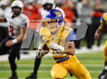 Thumbnail 3 in Argyle vs. La Vega (UIL 4A Regional Final) photogallery.