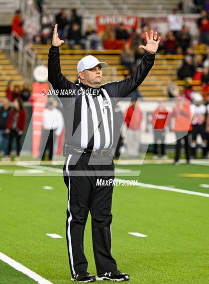Thumbnail 2 in Argyle vs. La Vega (UIL 4A Regional Final) photogallery.