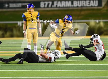 Thumbnail 1 in Argyle vs. La Vega (UIL 4A Regional Final) photogallery.