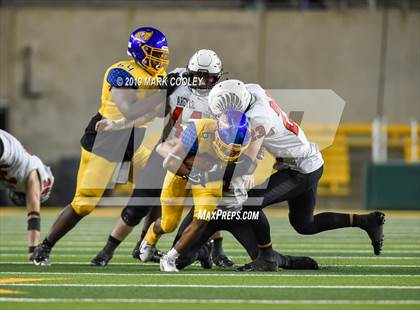 Thumbnail 2 in Argyle vs. La Vega (UIL 4A Regional Final) photogallery.