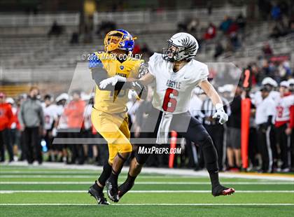 Thumbnail 2 in Argyle vs. La Vega (UIL 4A Regional Final) photogallery.