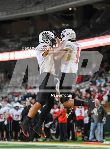 Thumbnail 3 in Argyle vs. La Vega (UIL 4A Regional Final) photogallery.