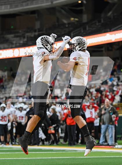 Thumbnail 2 in Argyle vs. La Vega (UIL 4A Regional Final) photogallery.
