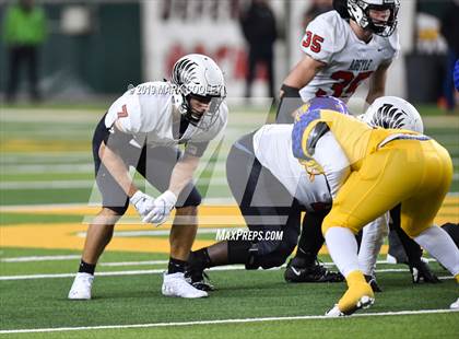 Thumbnail 2 in Argyle vs. La Vega (UIL 4A Regional Final) photogallery.