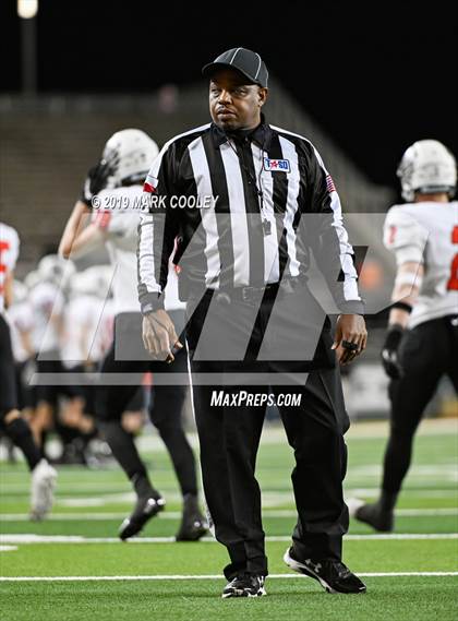 Thumbnail 3 in Argyle vs. La Vega (UIL 4A Regional Final) photogallery.