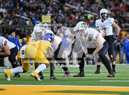 Thumbnail 3 in Argyle vs. La Vega (UIL 4A Regional Final) photogallery.