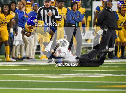 Thumbnail 1 in Argyle vs. La Vega (UIL 4A Regional Final) photogallery.