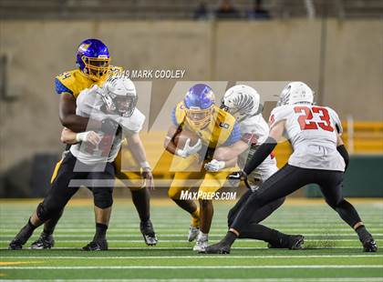 Thumbnail 3 in Argyle vs. La Vega (UIL 4A Regional Final) photogallery.