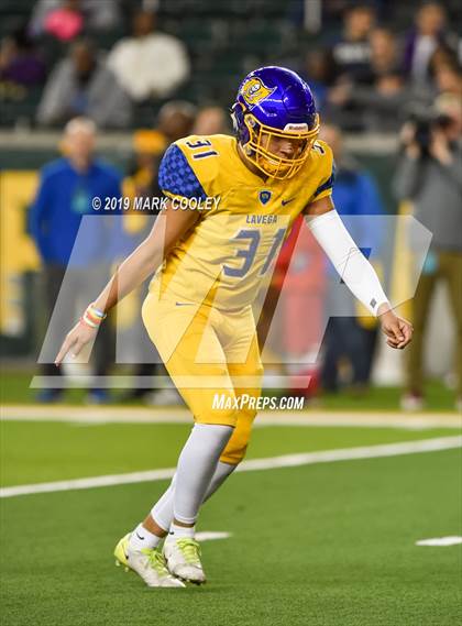 Thumbnail 3 in Argyle vs. La Vega (UIL 4A Regional Final) photogallery.