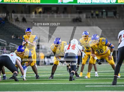 Thumbnail 3 in Argyle vs. La Vega (UIL 4A Regional Final) photogallery.