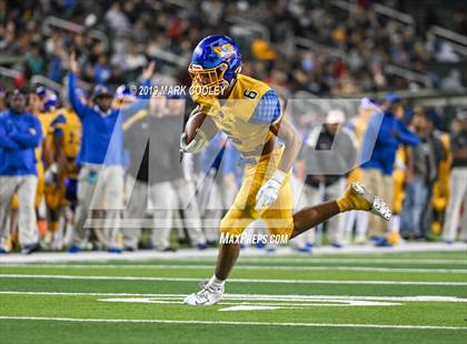 Thumbnail 1 in Argyle vs. La Vega (UIL 4A Regional Final) photogallery.