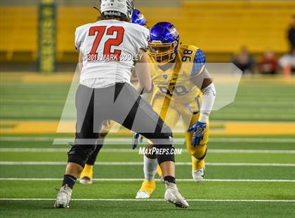 Thumbnail 3 in Argyle vs. La Vega (UIL 4A Regional Final) photogallery.