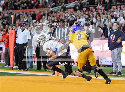 Thumbnail 3 in Argyle vs. La Vega (UIL 4A Regional Final) photogallery.