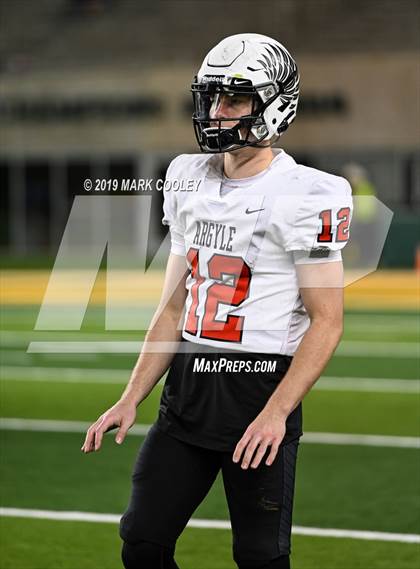 Thumbnail 2 in Argyle vs. La Vega (UIL 4A Regional Final) photogallery.