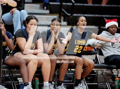 Thumbnail 3 in Lamar vs Haltom photogallery.