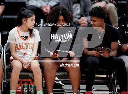 Thumbnail 2 in Lamar vs Haltom photogallery.