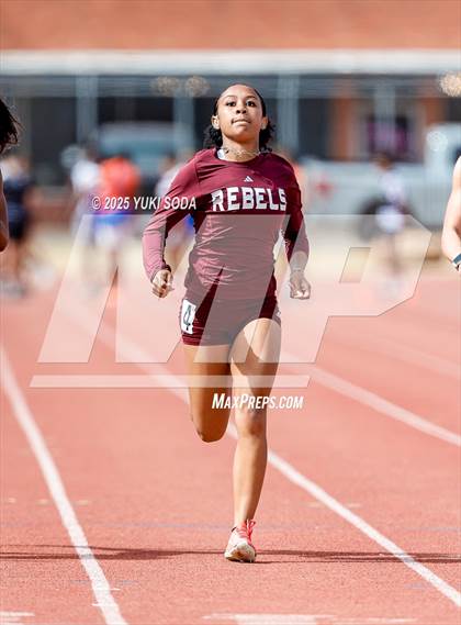 Thumbnail 3 in UIL District 2 6A Track and Field photogallery.