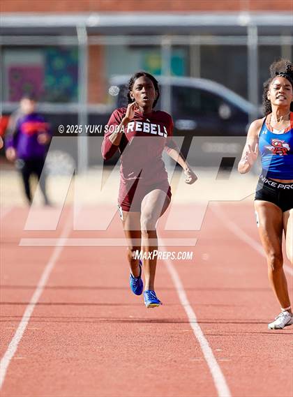Thumbnail 1 in UIL District 2 6A Track and Field photogallery.