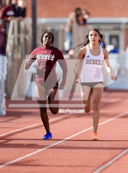 Thumbnail 3 in UIL District 2 6A Track and Field photogallery.