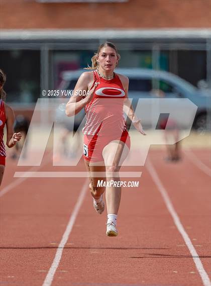 Thumbnail 1 in UIL District 2 6A Track and Field photogallery.