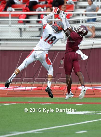 Thumbnail 1 in Del Valle @ Ennis photogallery.