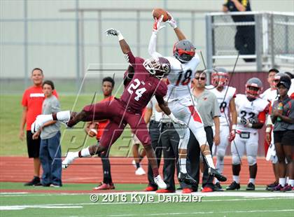 Thumbnail 2 in Del Valle @ Ennis photogallery.
