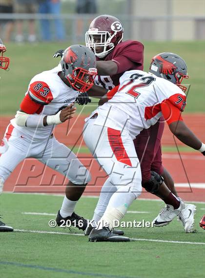Thumbnail 1 in Del Valle @ Ennis photogallery.