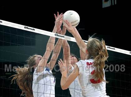 Thumbnail 1 in Christian Brothers vs. Santa Fe Christian (CIF State D4 Final) photogallery.