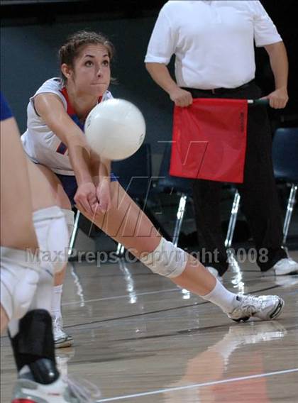 Thumbnail 2 in Christian Brothers vs. Santa Fe Christian (CIF State D4 Final) photogallery.