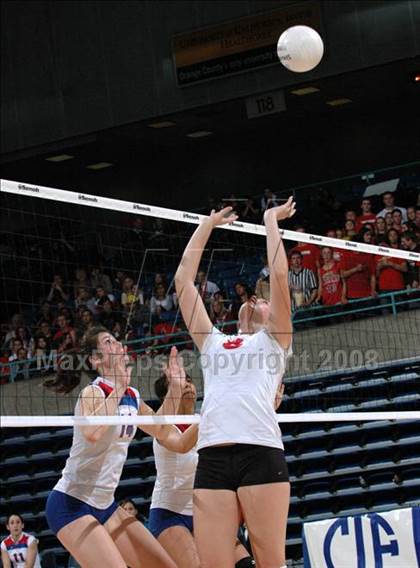 Thumbnail 2 in Christian Brothers vs. Santa Fe Christian (CIF State D4 Final) photogallery.