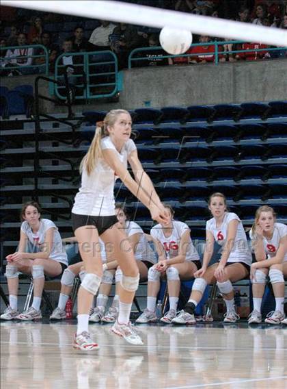 Thumbnail 2 in Christian Brothers vs. Santa Fe Christian (CIF State D4 Final) photogallery.