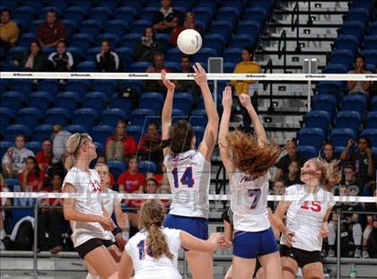 Thumbnail 2 in Christian Brothers vs. Santa Fe Christian (CIF State D4 Final) photogallery.