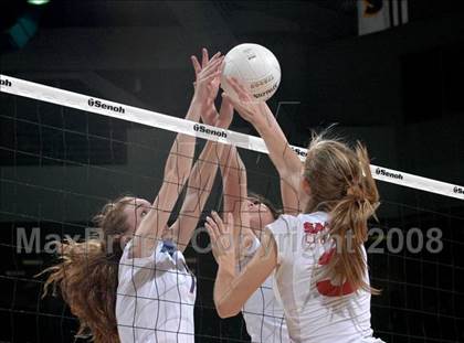 Thumbnail 1 in Christian Brothers vs. Santa Fe Christian (CIF State D4 Final) photogallery.