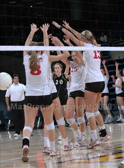Thumbnail 2 in Christian Brothers vs. Santa Fe Christian (CIF State D4 Final) photogallery.